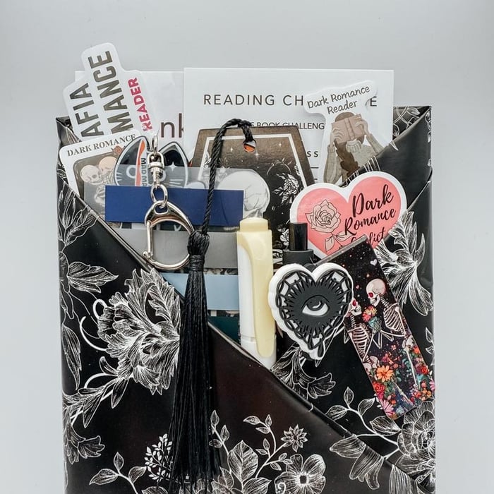 NocturneTales – Gothic Blind Date Mystery Book