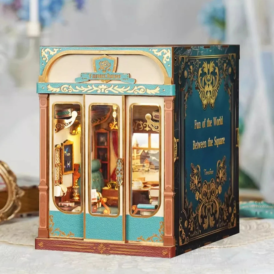 MystRail - Illuminated Mini Train Cabin of European Dreams