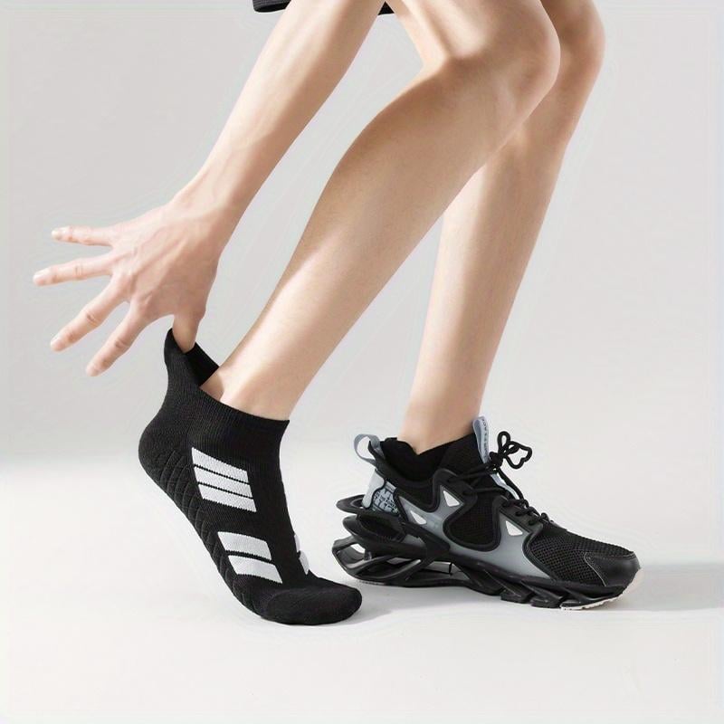 StrideGuard - No-Show Athletic Socks with Arch & Heel Support