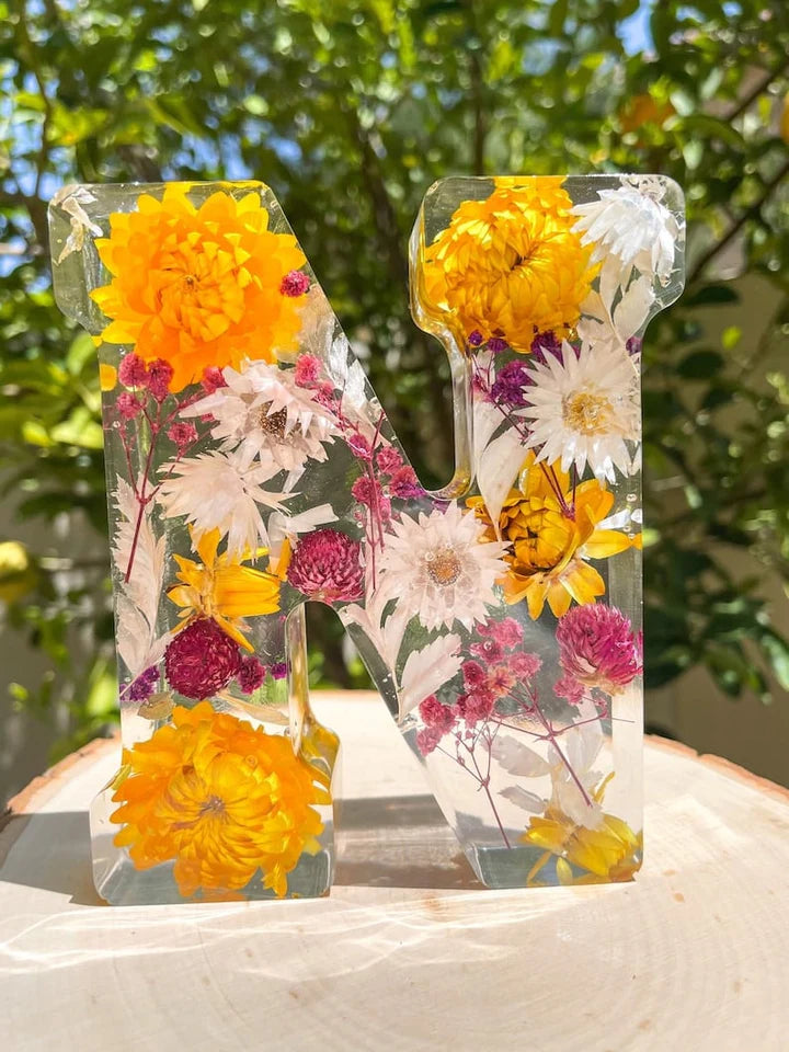 PetalAura – Dreamy Handmade Flower Lamp