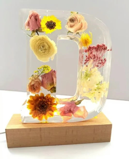 PetalAura – Dreamy Handmade Flower Lamp
