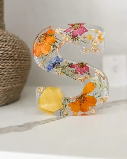 PetalAura – Dreamy Handmade Flower Lamp