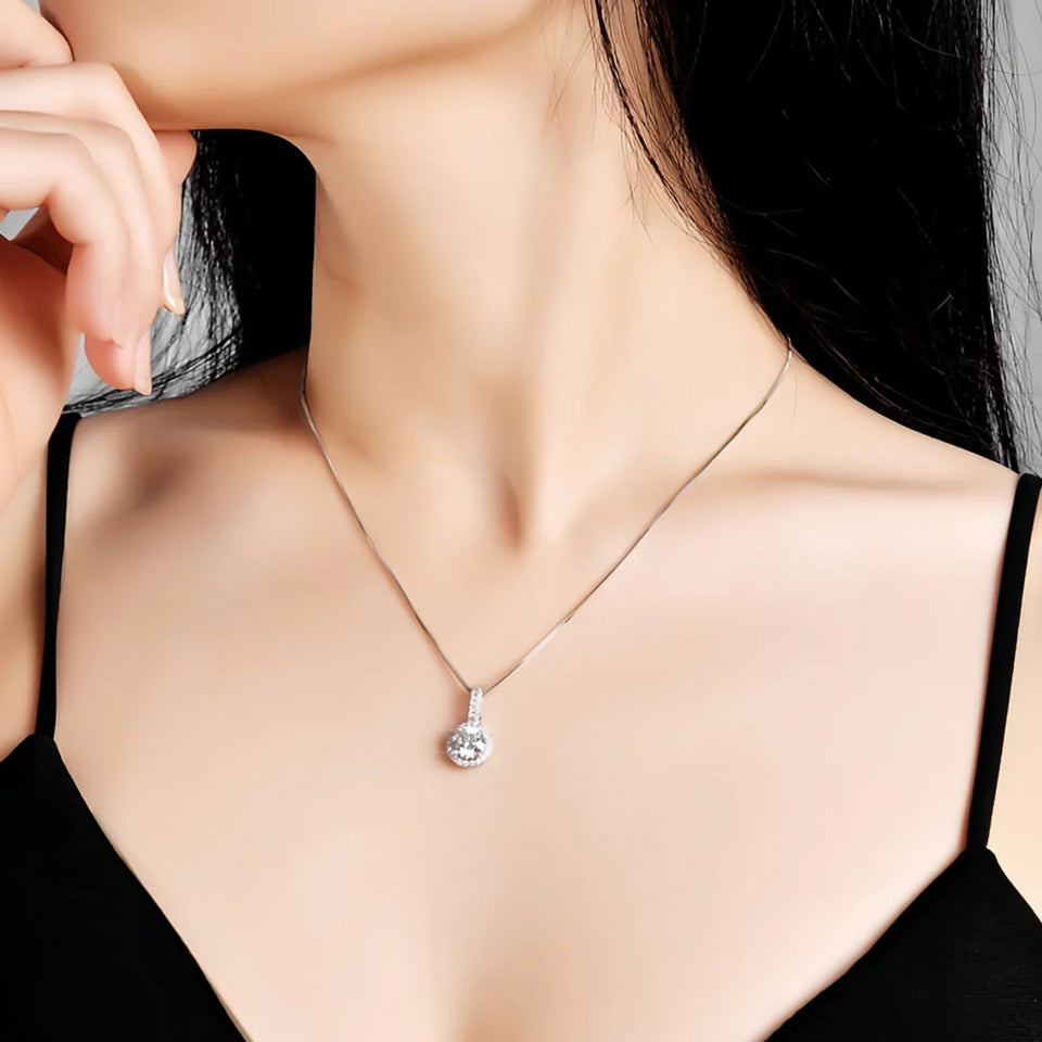 EternaBond – Timeless Love Knot Necklace