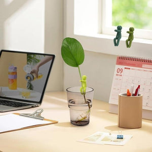 VineFigures - Artistic Plant Stands