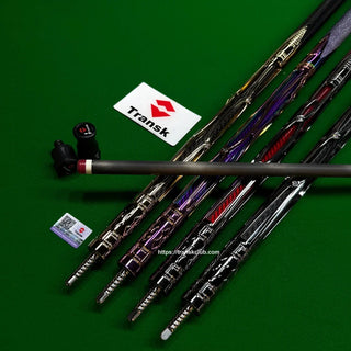 StrikeCore – Carbon Fiber Pool Cue Set