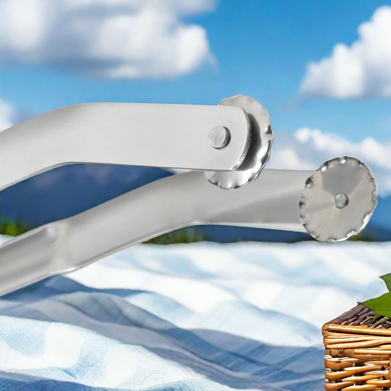GrillMaster – Easy Flip BBQ Sausage Tongs