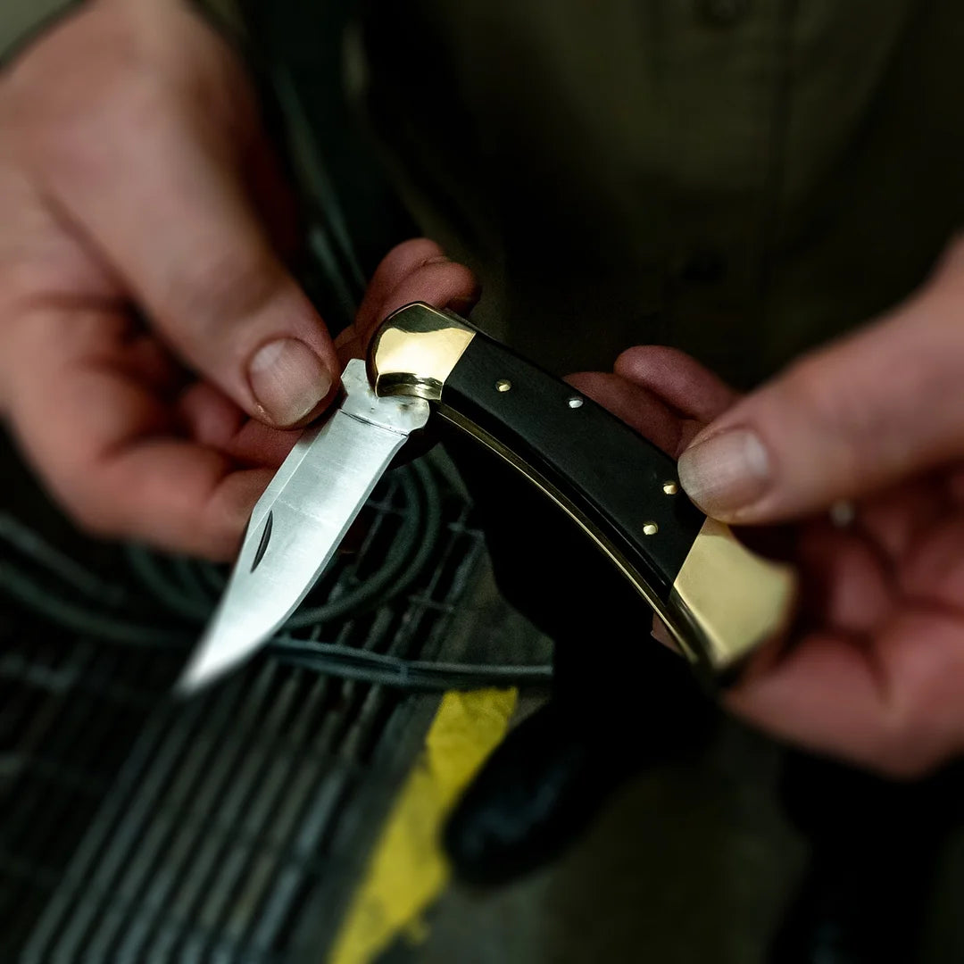 BladeForce – Automatic Hydraulic Knife