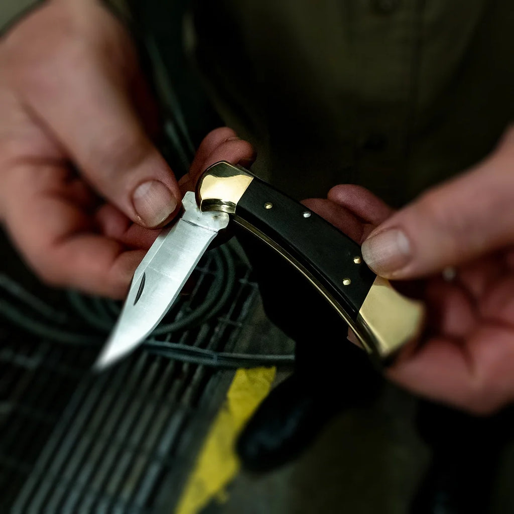 BladeForce – Automatic Hydraulic Knife