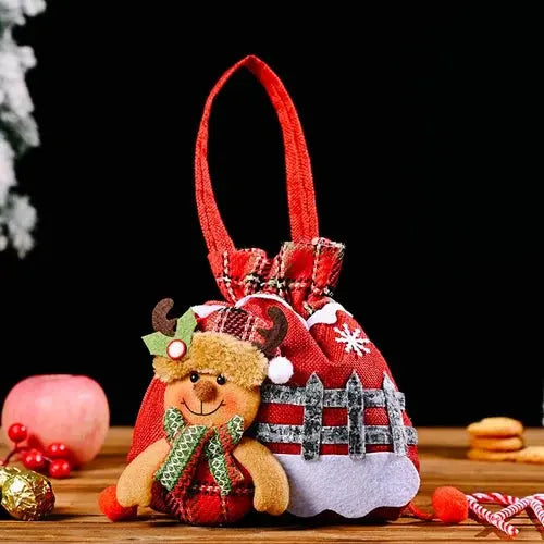 Love-Filled Christmas Doll Gift Bags marnetic