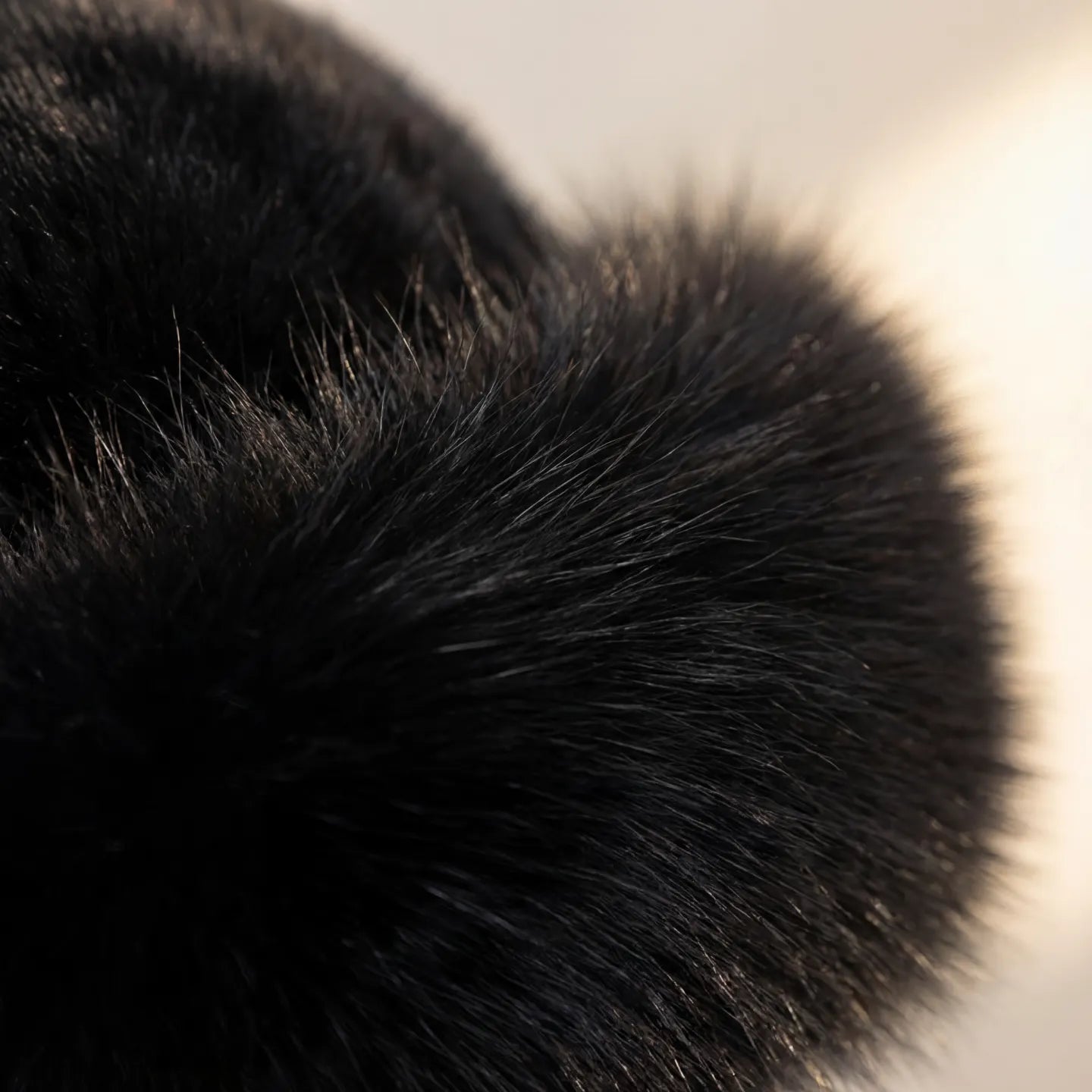 CloudCrown – Ultra-Soft Faux Fur Beret Hat