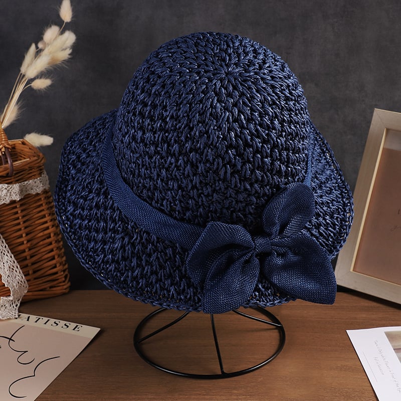 SunFlair – Elegant Ruffled Straw Hat