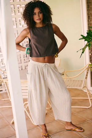 LuxeLines – Striped Comfort Pants