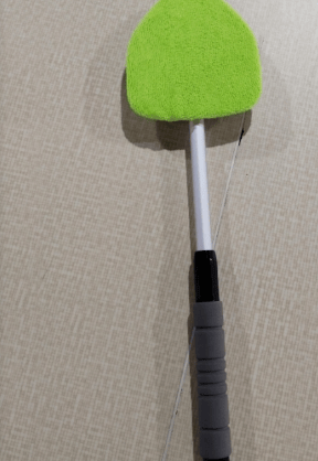 CrystalSweep - Extendable Windshield Cleaning Wand