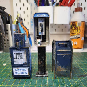 MiniVerse - Classic U.S. Payphone & Newspaper Scene