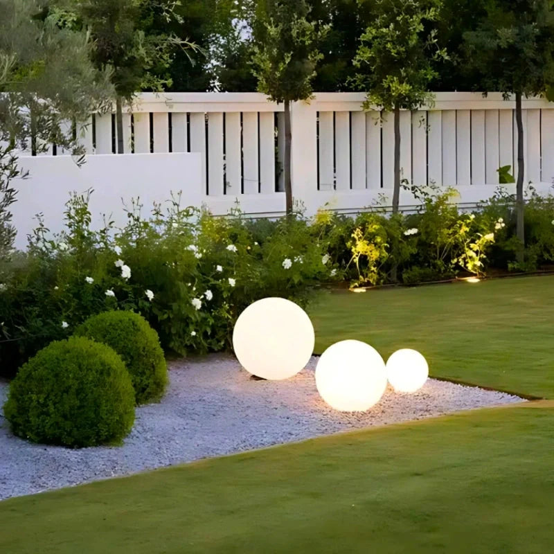 AuraBall – Decorative Spherical Outdoor Light