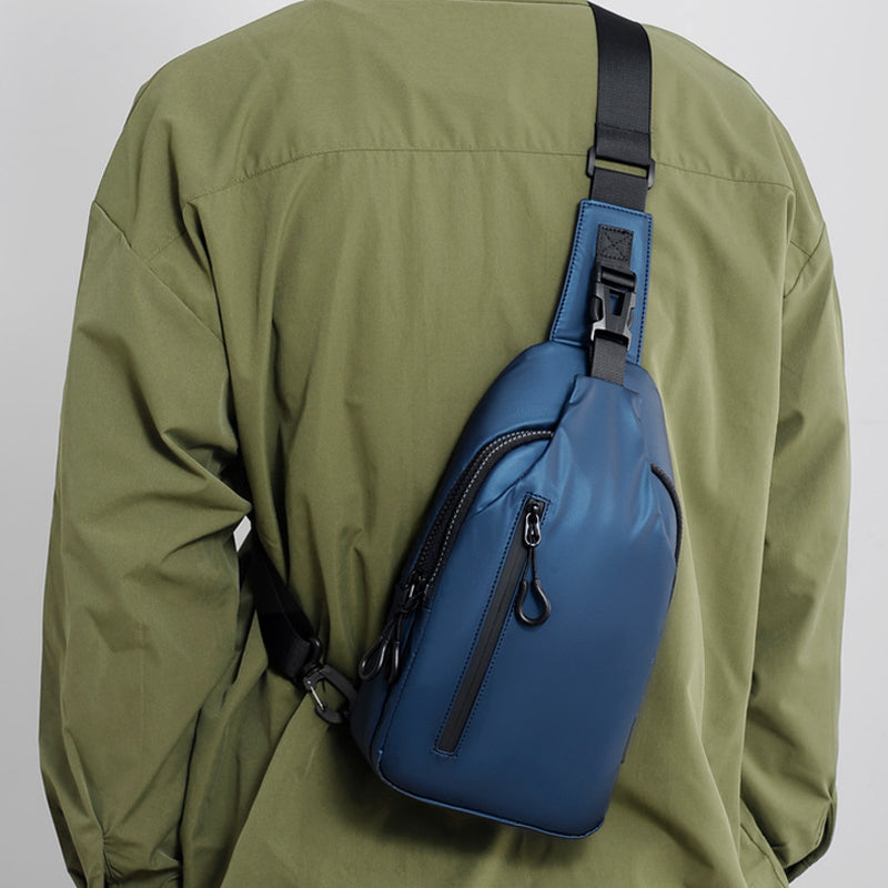 AquaCarry – Men’s Waterproof Shoulder Bag
