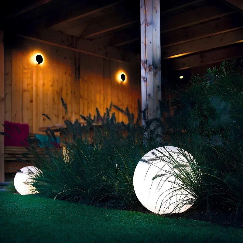 AuraBall – Decorative Spherical Outdoor Light