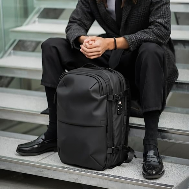 VoyagerX – Lightweight Airline-Ready Backpack
