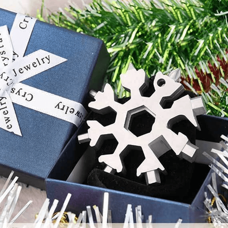 ArcticTool | 18 in 1 Multi Functional Key Chain