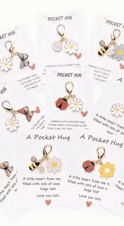 HugInPocket – Gratitude Gift Set