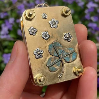 BloomLock - Handmade Portable Flower Press