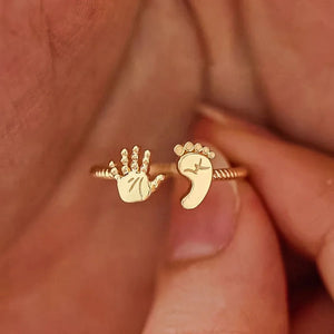 TinyLove – Baby Hand & Feet Ring for Expecting Moms