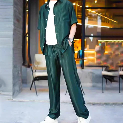 LuxeGloss – Men’s Luxury Casual Suit