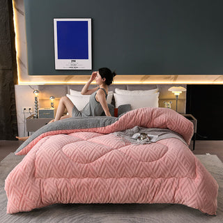 WarmHaven – Quilted Sherpa Winter Blanket