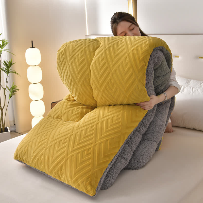 WarmHaven – Quilted Sherpa Winter Blanket