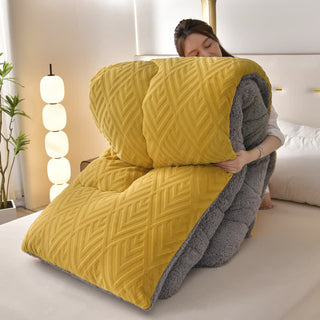 WarmHaven – Quilted Sherpa Winter Blanket