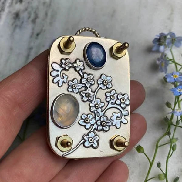 BloomLock - Handmade Portable Flower Press