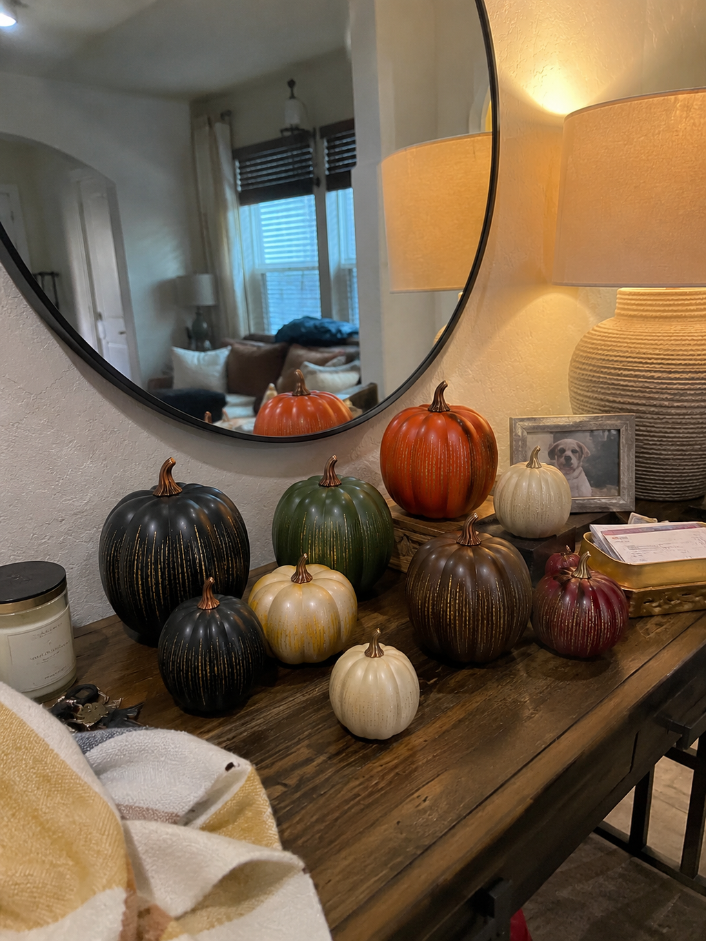 GlowHaven – Decorative Twinkling Glass Pumpkin Light