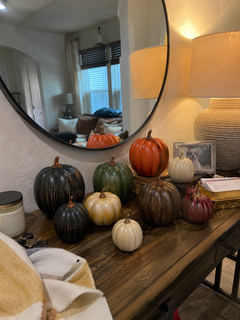 GlowHaven – Decorative Twinkling Glass Pumpkin Light