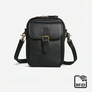 LuxeLoom – Classic Leather Crossbody Bag