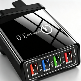 VoltBoost – Universal Quick Charge Power Station