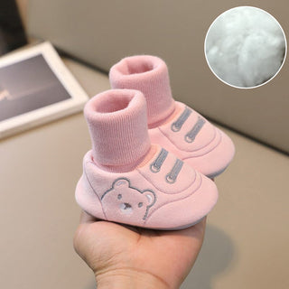 SnuggleSteps – Cozy Baby Winter Shoes