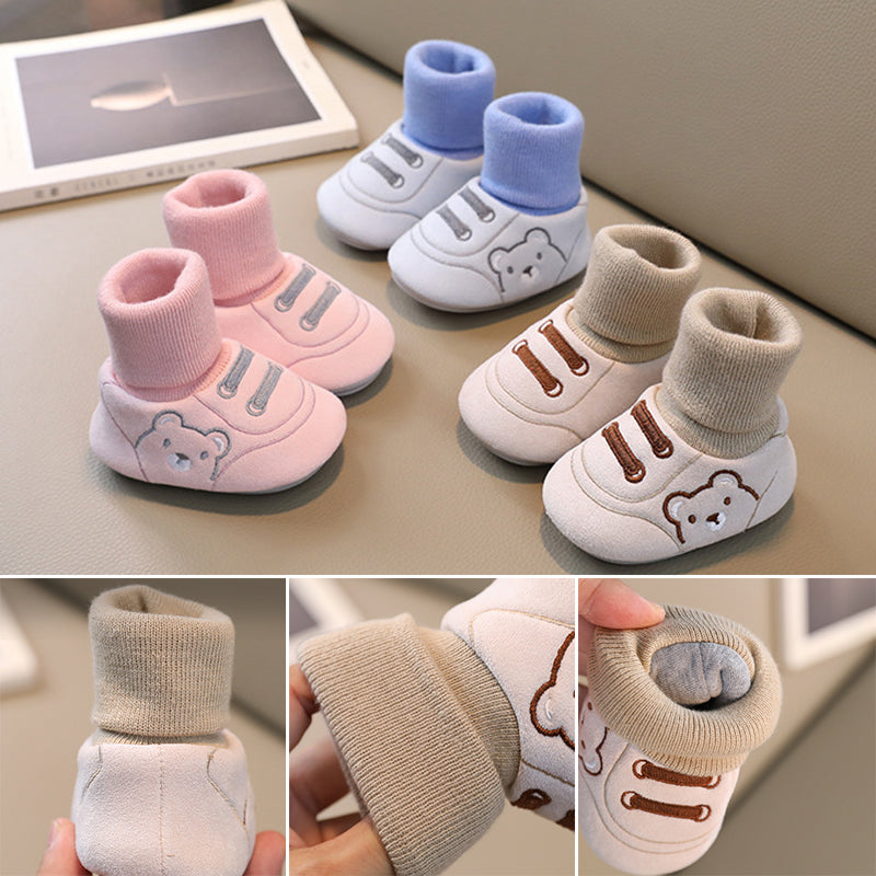 SnuggleSteps – Cozy Baby Winter Shoes