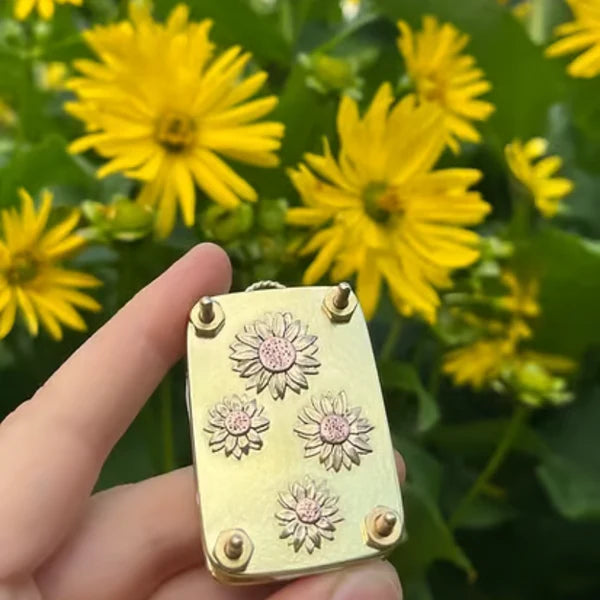 BloomLock - Handmade Portable Flower Press
