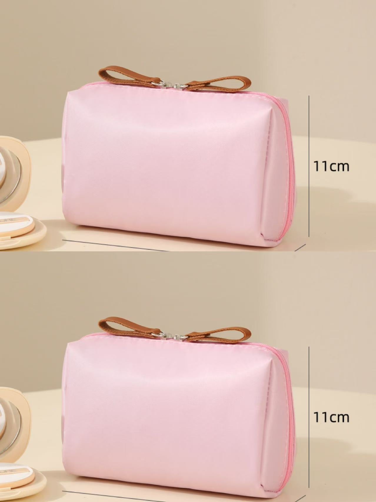 BeautyVault – Compact Large Capacity Makeup Bag