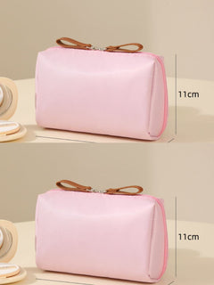 BeautyVault – Compact Large Capacity Makeup Bag