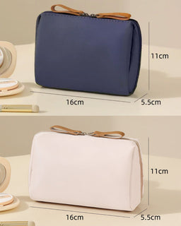 BeautyVault – Compact Large Capacity Makeup Bag