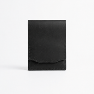 HeritageCraft – Vintage Full-Grain Leather Snap Wallet