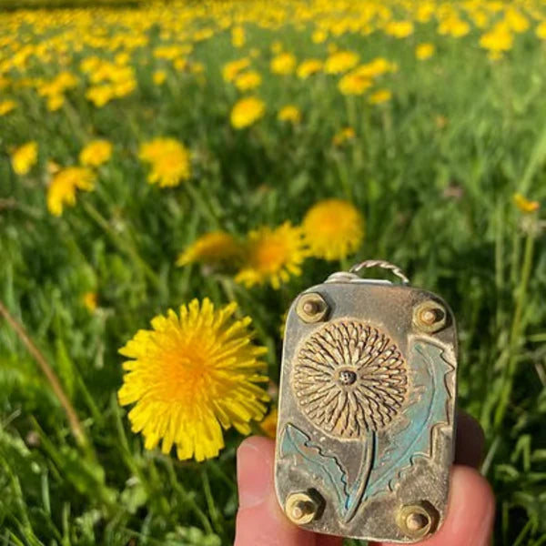 BloomLock - Handmade Portable Flower Press