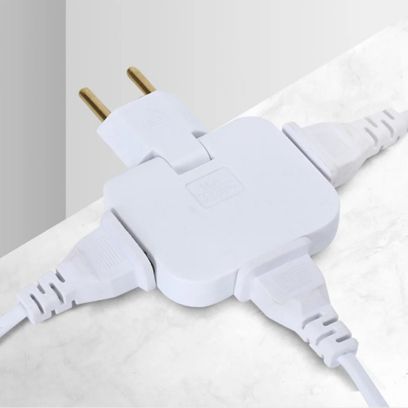 SmartPlug – Space‑Saving Power Strip