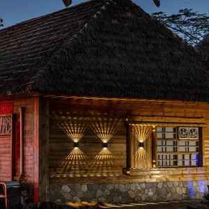 BrightRay – Outdoor 4 LED Solar Wall Lights