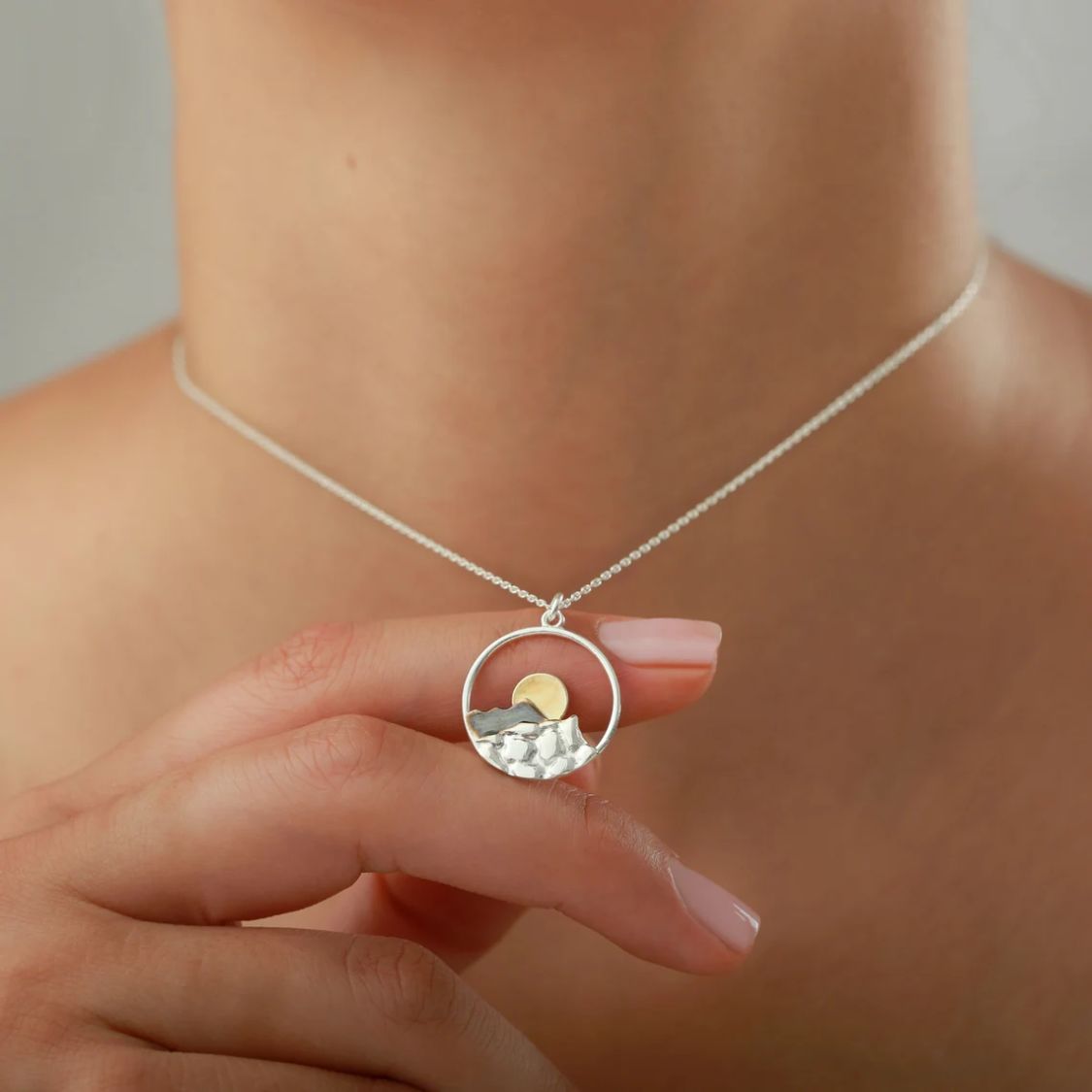 SummitStyle – Minimalist Mountain Charm Necklace