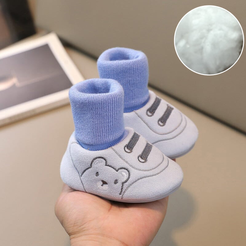 SnuggleSteps – Cozy Baby Winter Shoes