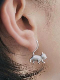 MeowMuse – Vintage Cute Cat Design Earrings
