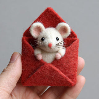LoveMouse – Needle Felted Valentine’s Gift