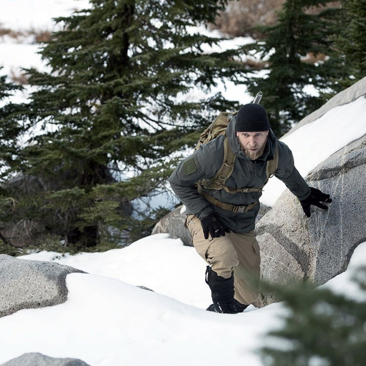 TrailBlaze - Windproof & Waterproof Outdoor Jacket